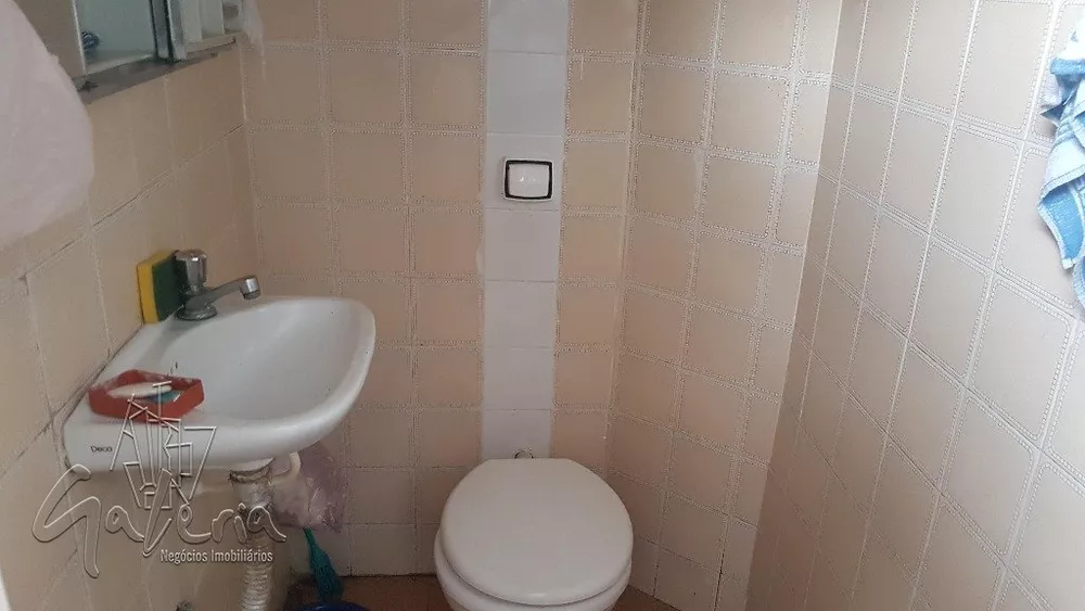 Casa à venda com 3 quartos, 300m² - Foto 17