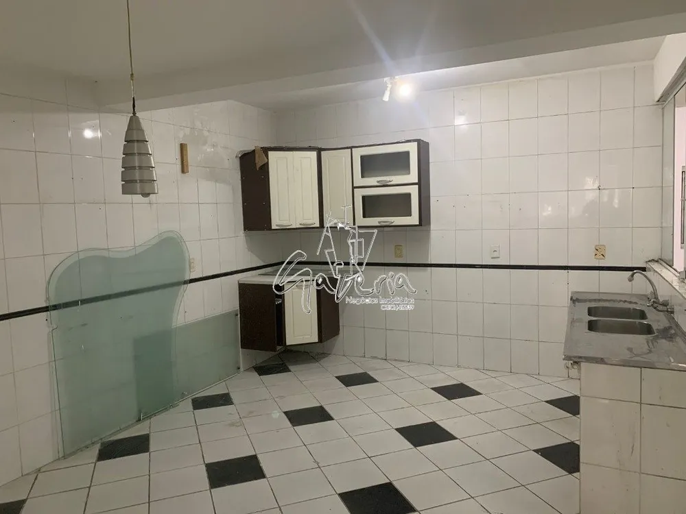 Casa, 4 quartos, 255 m² - Foto 5