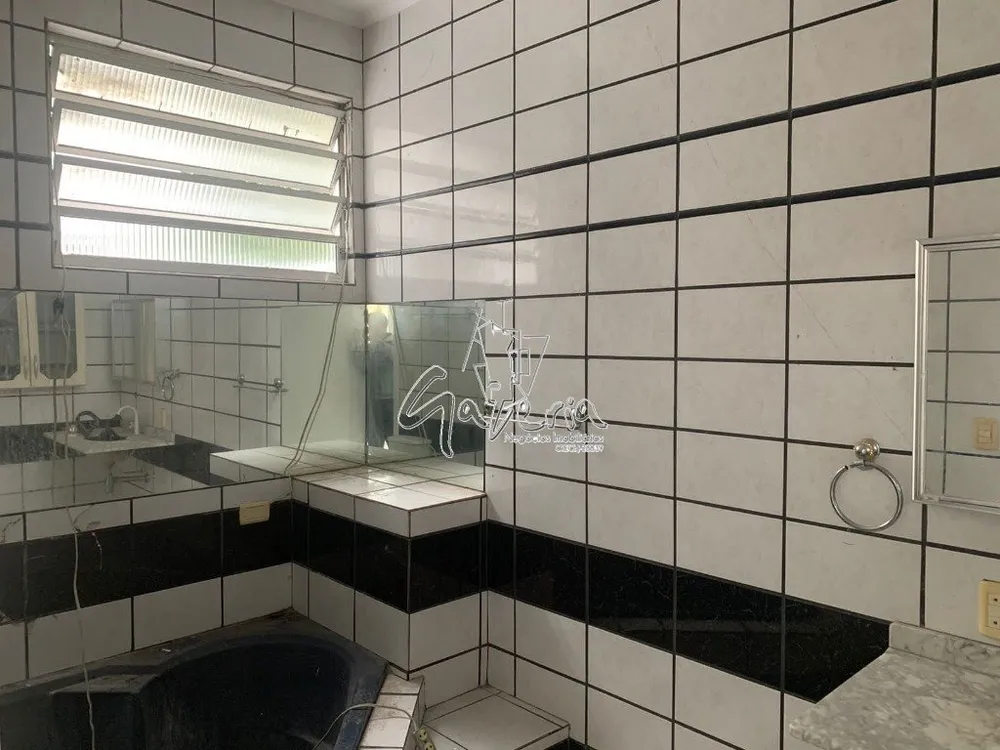Casa, 4 quartos, 255 m² - Foto 8