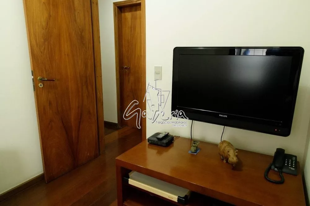 Apartamento, 3 quartos, 135 m² - Foto 4
