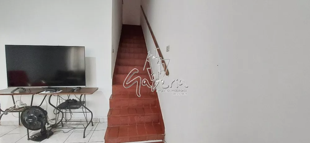 Sobrado à venda com 3 quartos, 210m² - Foto 4