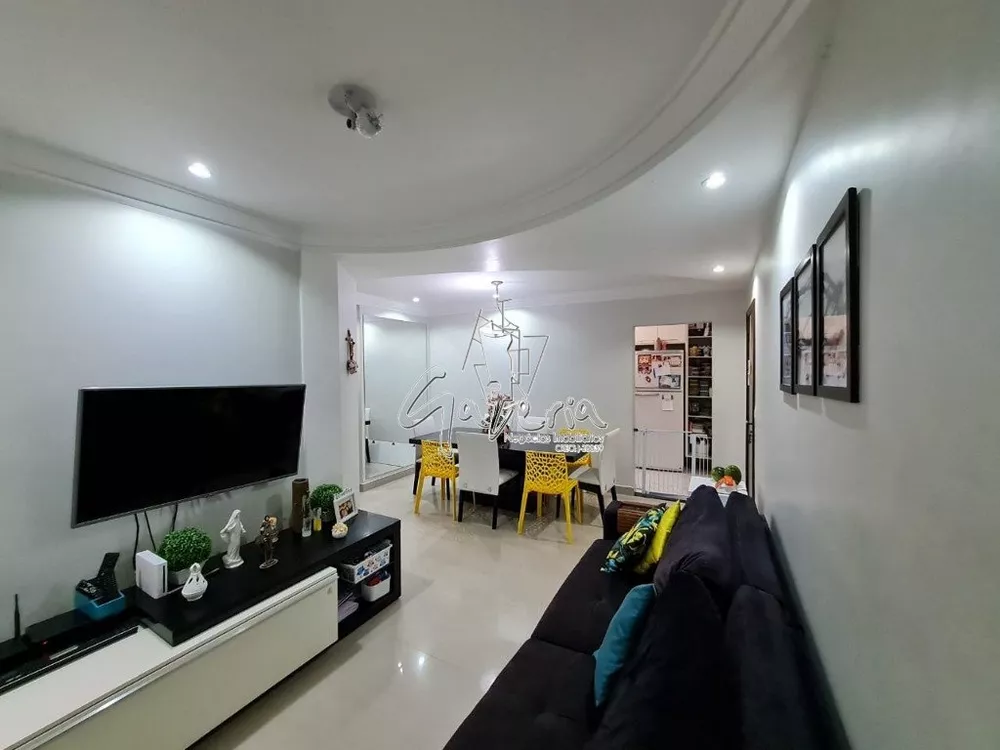 Apartamento à venda com 2 quartos, 65m² - Foto 1