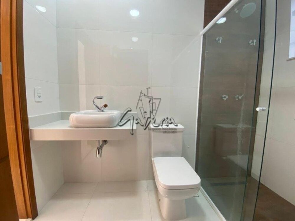 Casa, 3 quartos, 255 m² - Foto 4