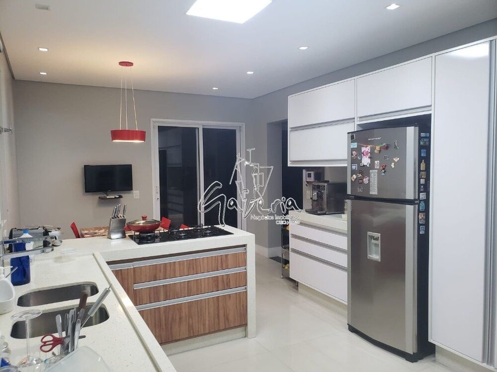 Sobrado à venda com 4 quartos, 400m² - Foto 8