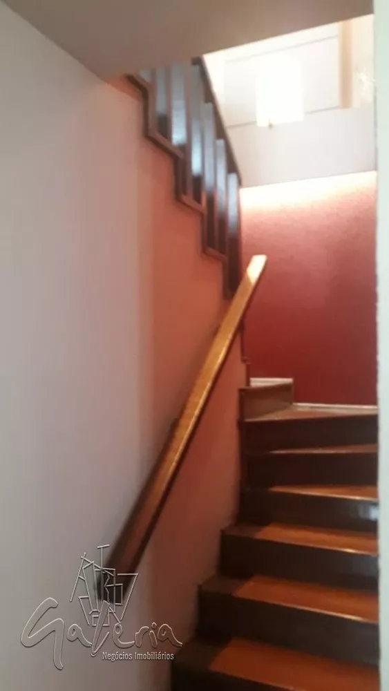 Apartamento para alugar com 3 quartos, 198m² - Foto 13