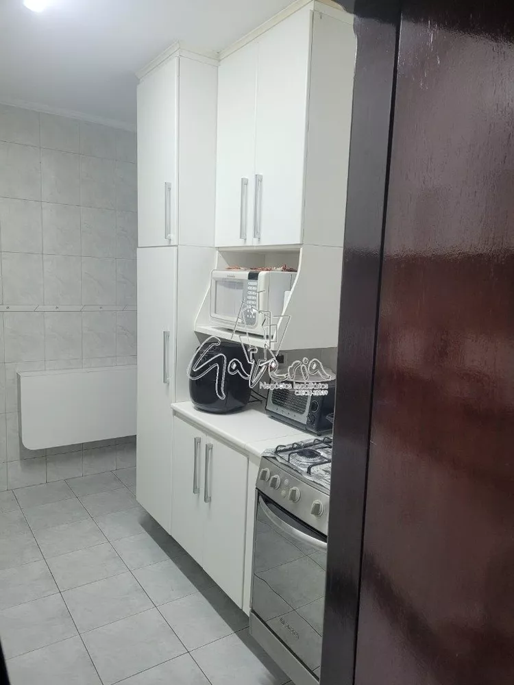 Apartamento à venda com 2 quartos, 84m² - Foto 3