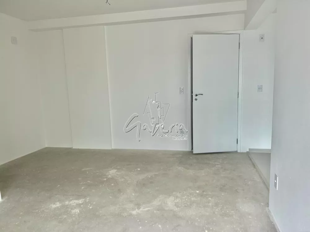 Apartamento à venda com 2 quartos, 67m² - Foto 2