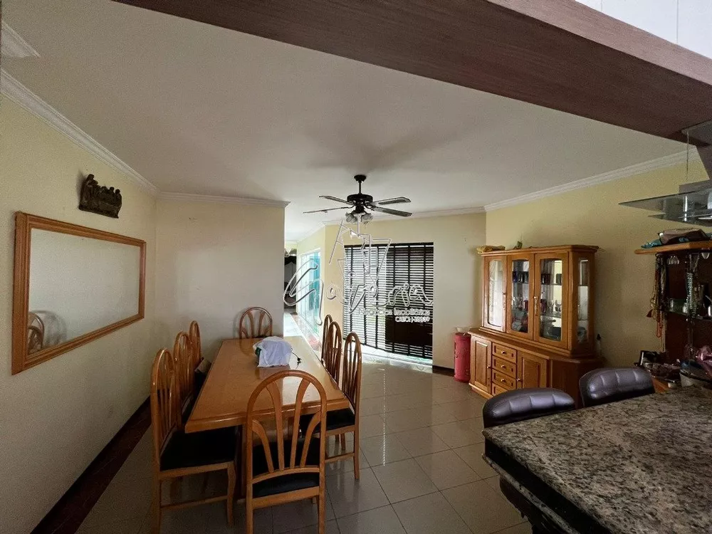 Sobrado à venda com 3 quartos, 155m² - Foto 1