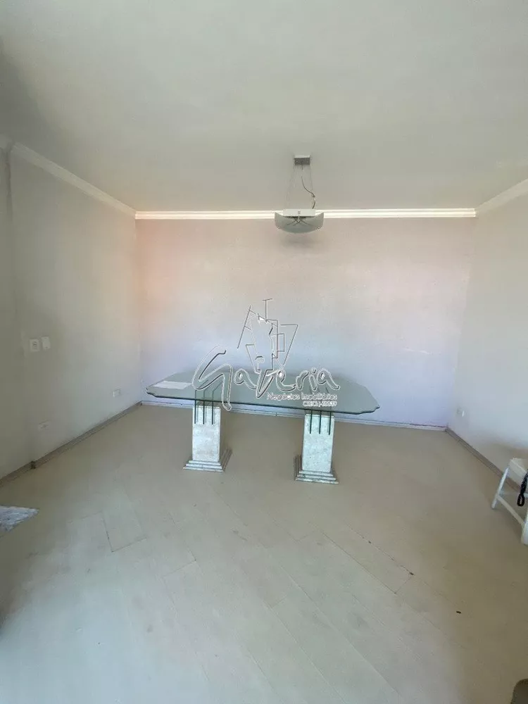 Apartamento à venda com 2 quartos, 75m² - Foto 3