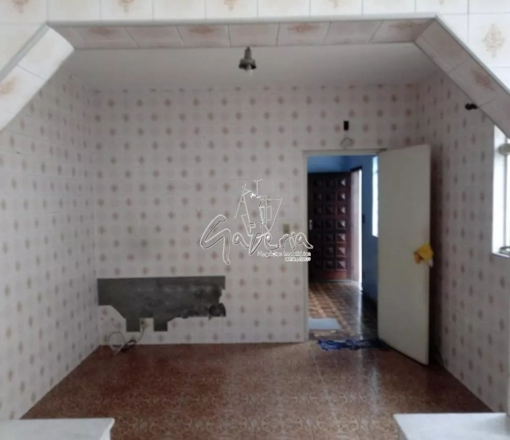 Sobrado à venda com 5 quartos, 192m² - Foto 1