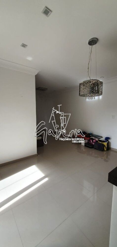 Apartamento à venda com 2 quartos, 78m² - Foto 4