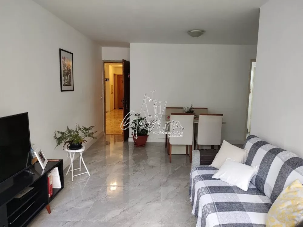 Apartamento à venda com 3 quartos, 83m² - Foto 1