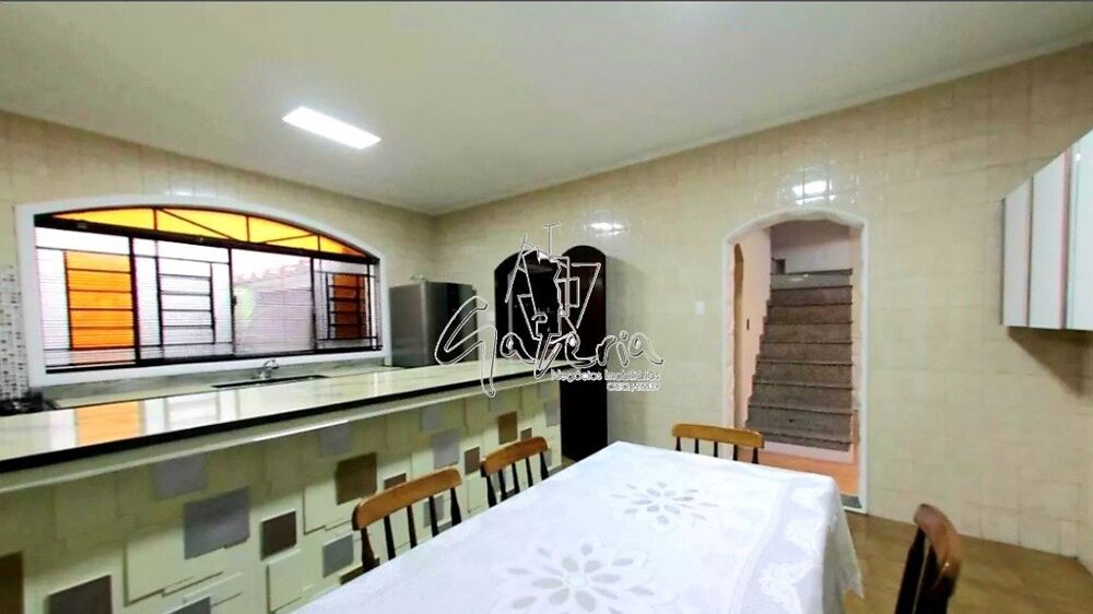 Sobrado à venda com 3 quartos, 232m² - Foto 5