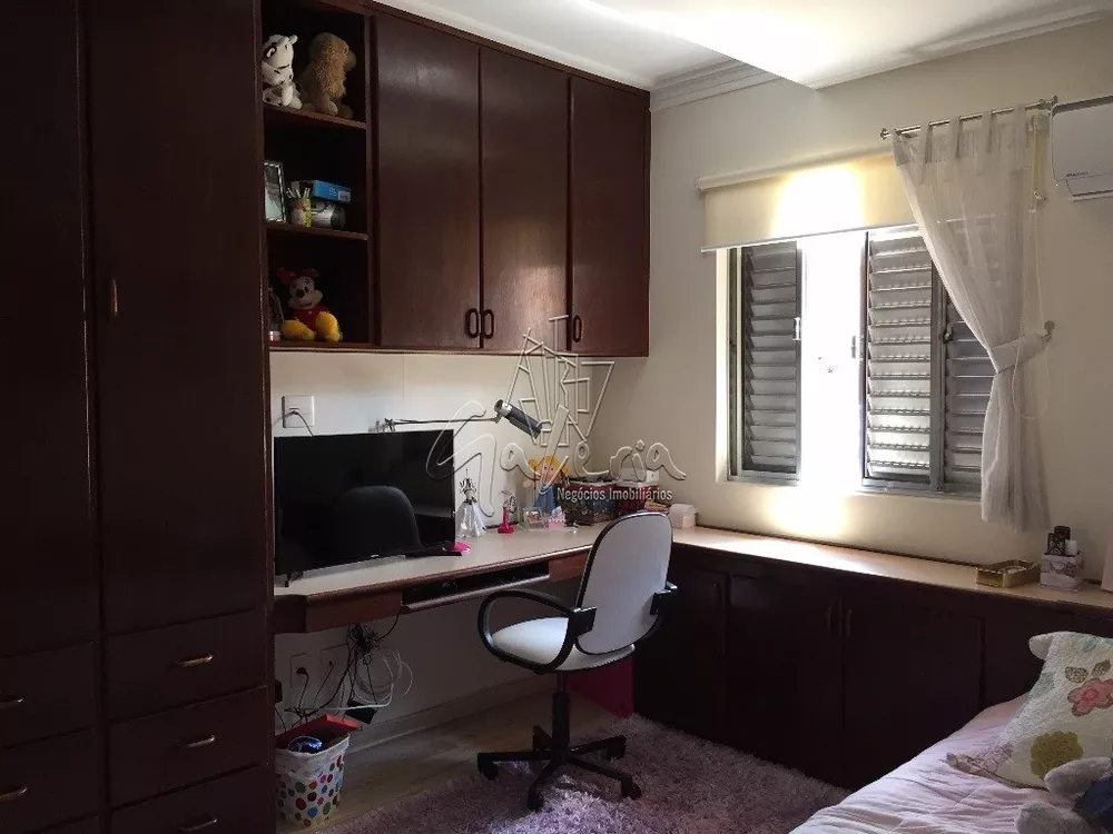 Sobrado, 4 quartos, 360 m² - Foto 1