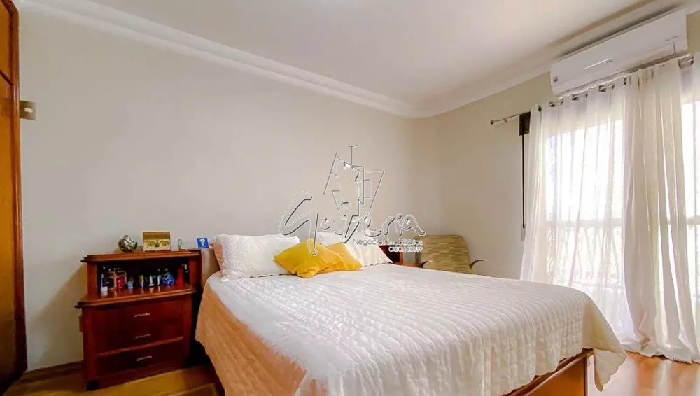 Apartamento à venda com 3 quartos, 156m² - Foto 8