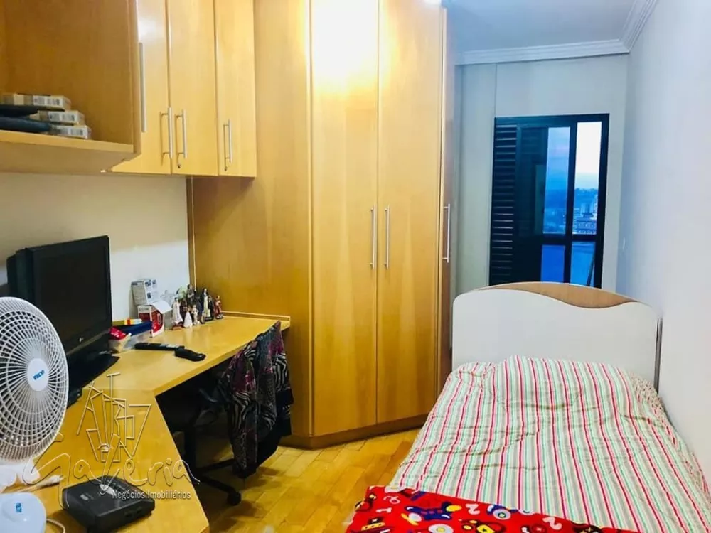 Apartamento, 3 quartos, 156 m² - Foto 2