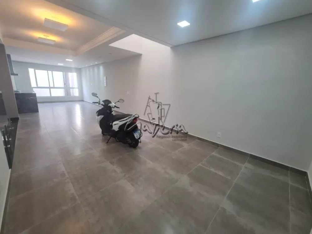 Sobrado à venda com 3 quartos, 300m² - Foto 2