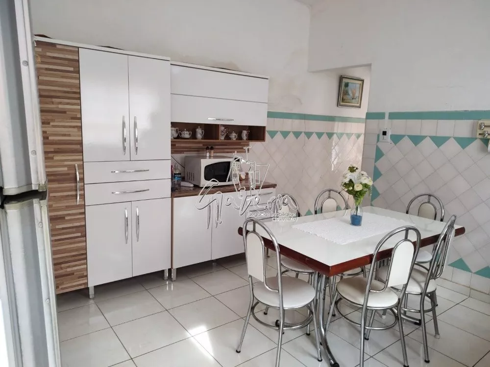 Casa à venda com 2 quartos, 150m² - Foto 3