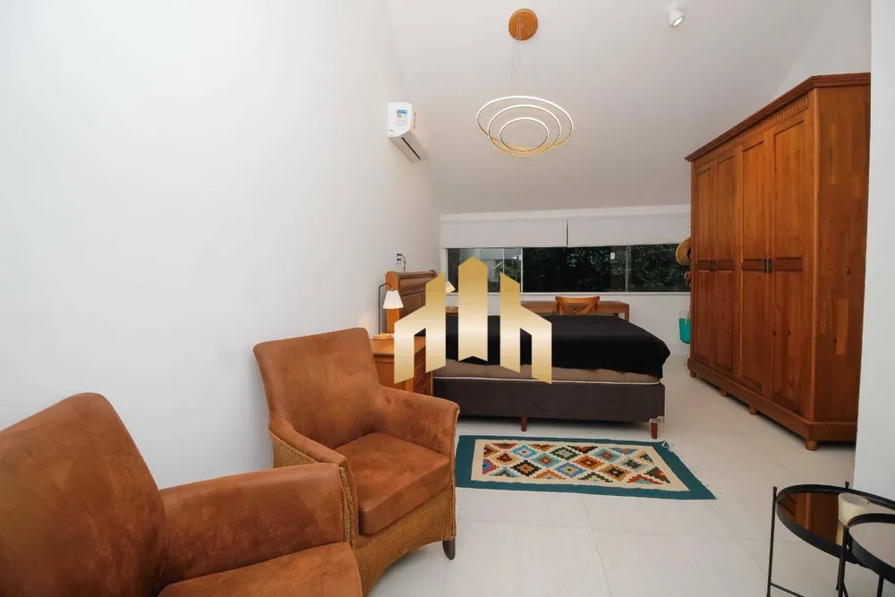 Casa, 4 quartos, 250 m² - Foto 13