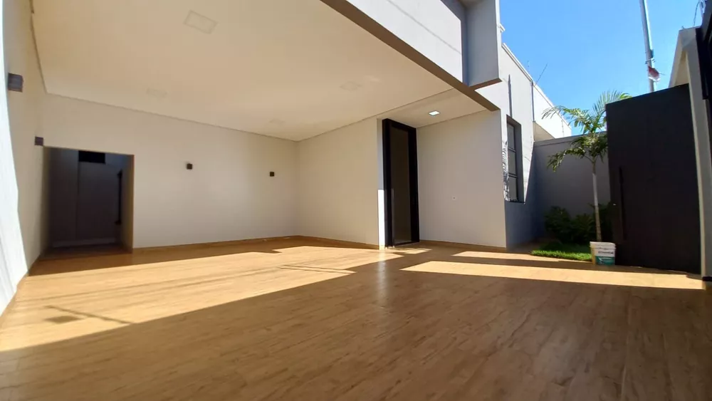 Casa à venda com 3 quartos, 175m² - Foto 2