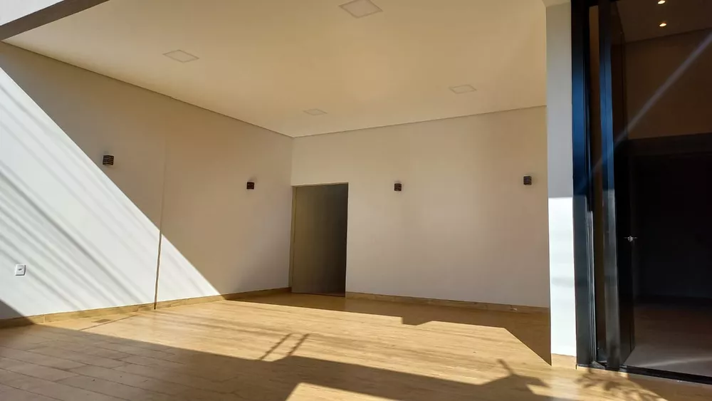 Casa à venda com 3 quartos, 175m² - Foto 3