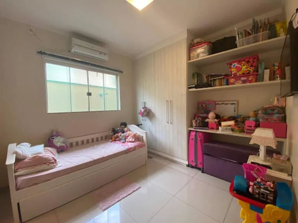Casa, 3 quartos, 180 m² - Foto 1