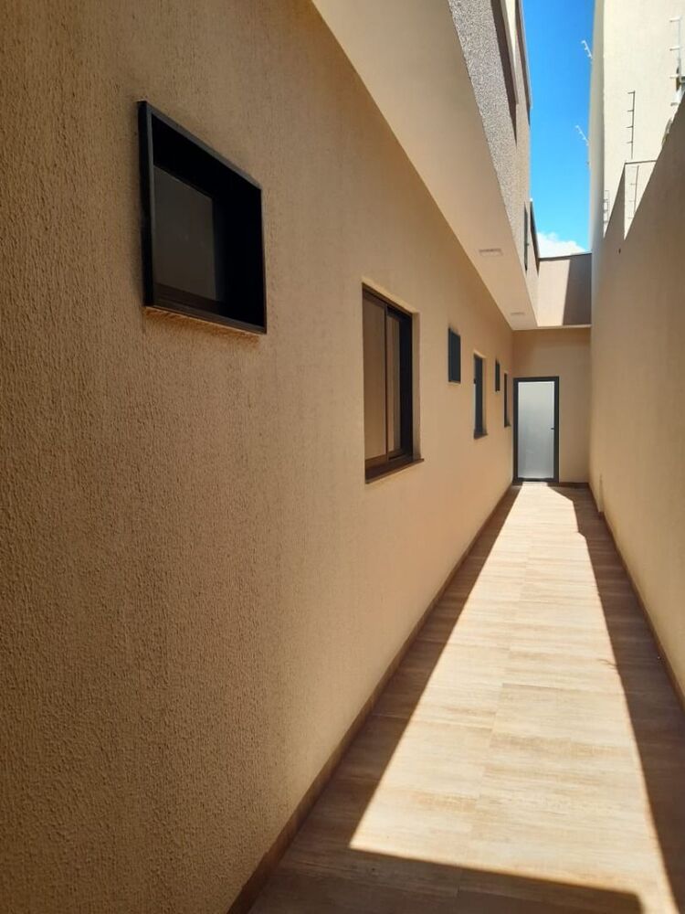 Casa, 3 quartos, 172 m² - Foto 1