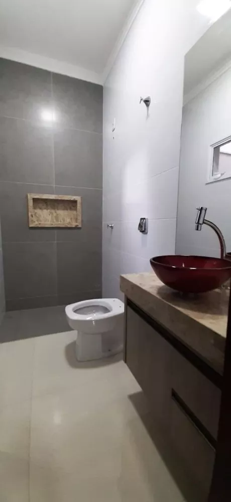 Casa, 3 quartos, 127 m² - Foto 1