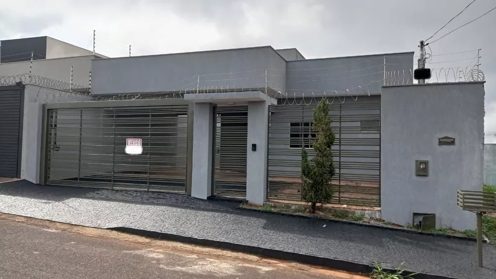 Casa, 4 quartos, 207 m² - Foto 2