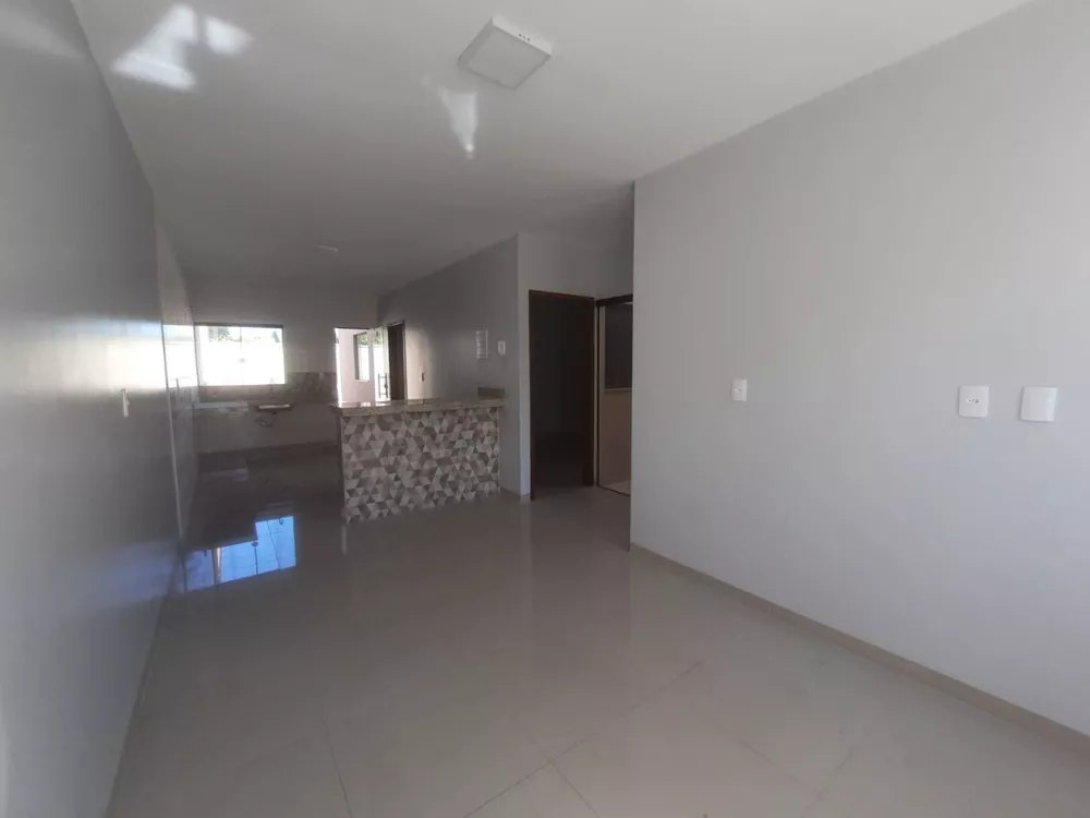 Casa, 3 quartos, 70 m² - Foto 1