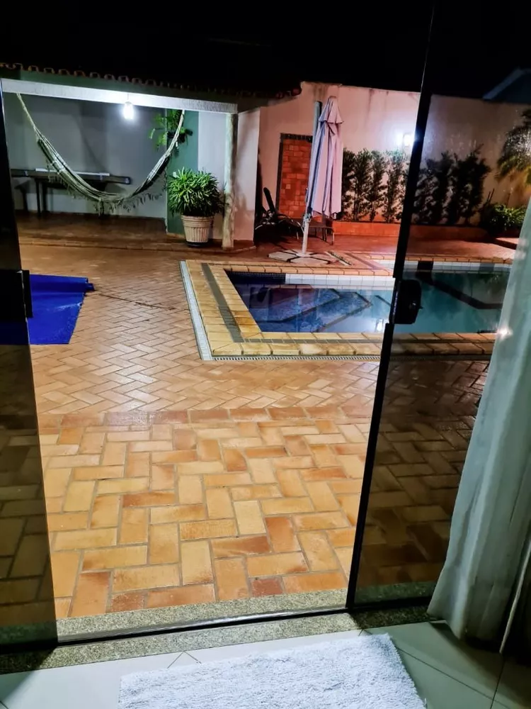 Sobrado, 3 quartos, 425 m² - Foto 1