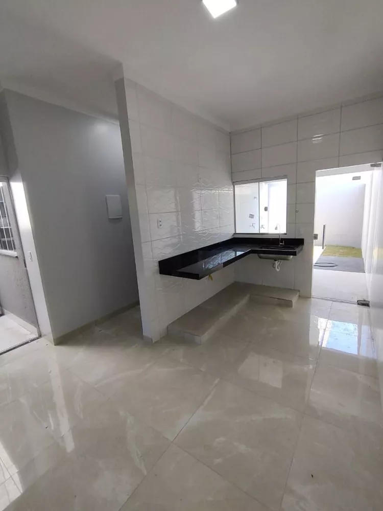 Casa, 3 quartos, 105 m² - Foto 2