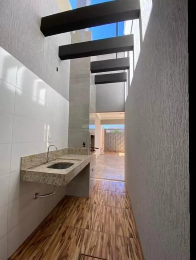 Casa à venda com 3 quartos, 105m² - Foto 8