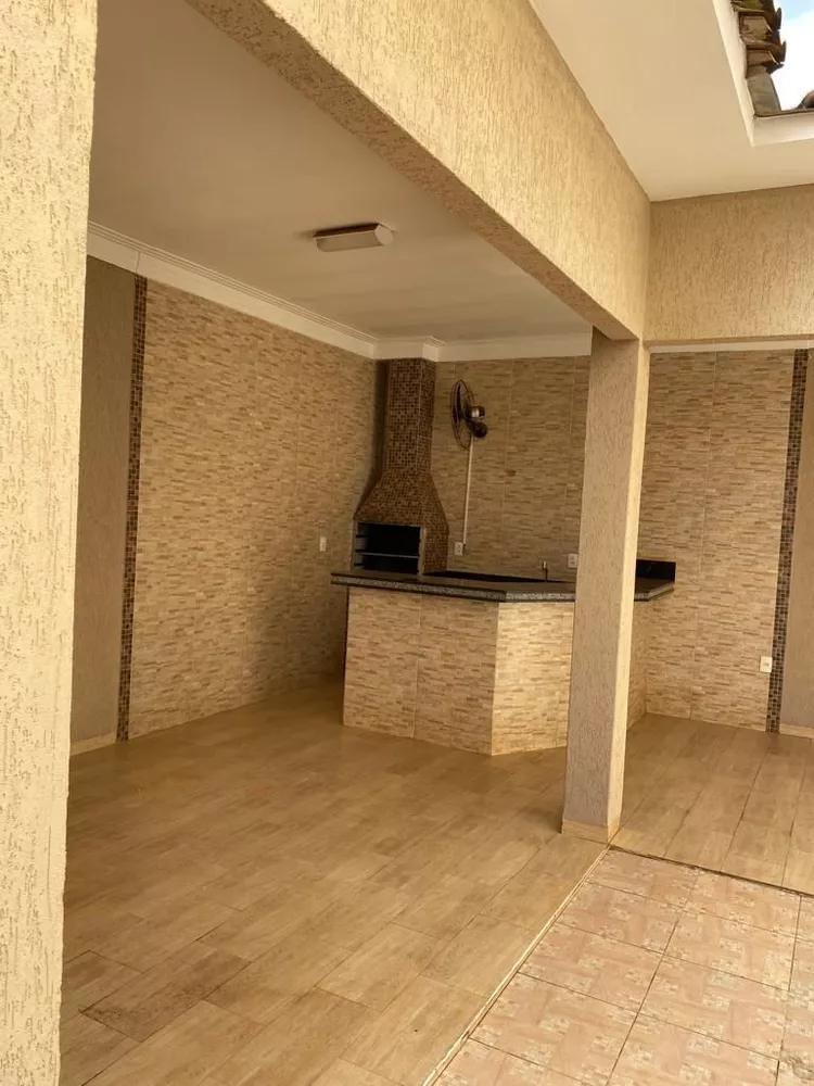 Casa, 3 quartos, 210 m² - Foto 3