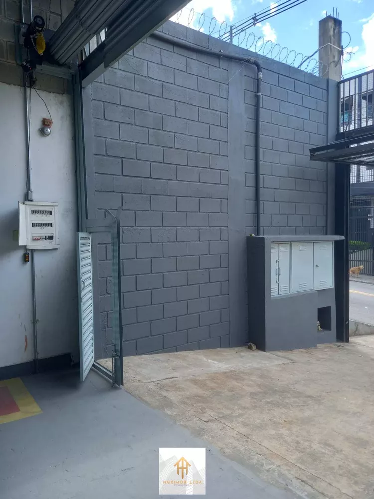 Depósito-Galpão, 225 m² - Foto 1