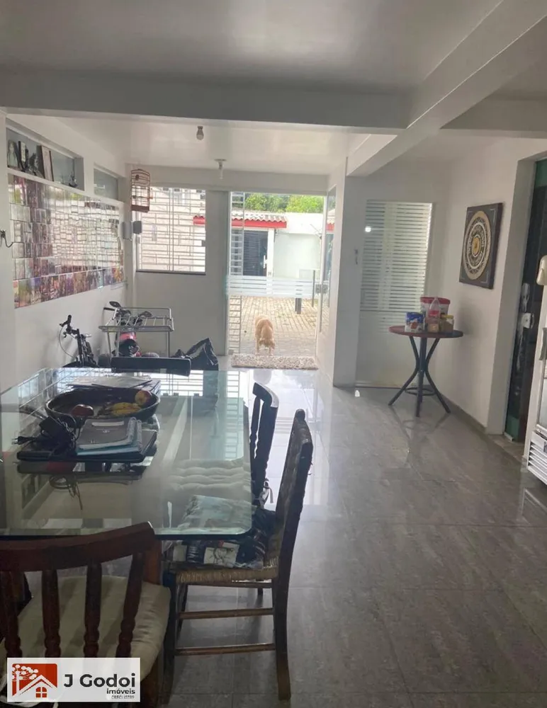 Casa, 4 quartos, 198 m² - Foto 3
