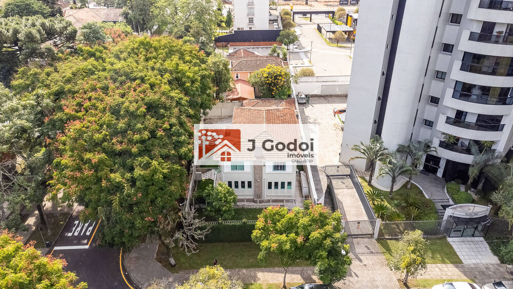 Casa, 4 quartos, 600 m² - Foto 1