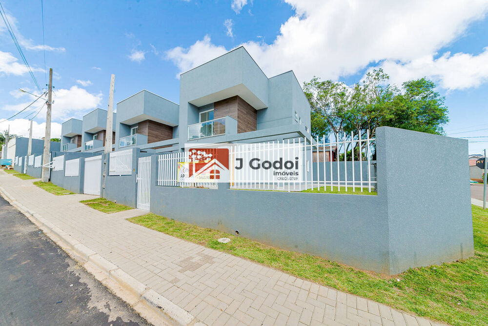 Sobrado à venda com 3 quartos, 100m² - Foto 1