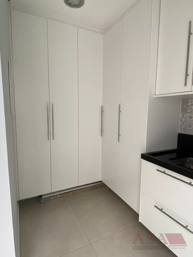 Casa de Condomínio à venda com 3 quartos, 225m² - Foto 3