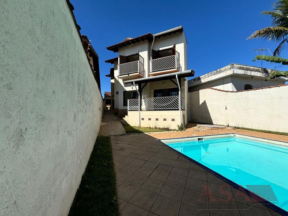 Casa, 4 quartos, 323 m² - Foto 1