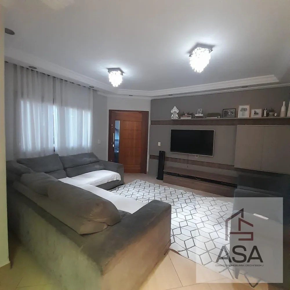 Casa, 3 quartos, 200 m² - Foto 1