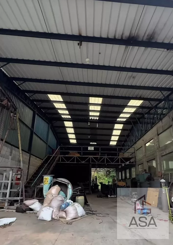 Depósito-Galpão, 5200 m² - Foto 1