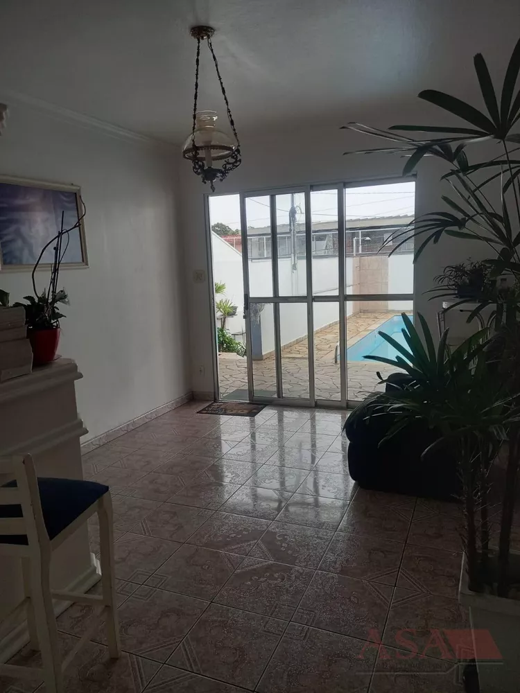 Casa, 4 quartos, 213 m² - Foto 9