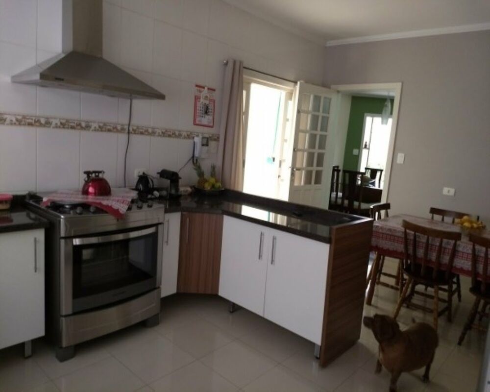 Casa, 3 quartos, 230 m² - Foto 1
