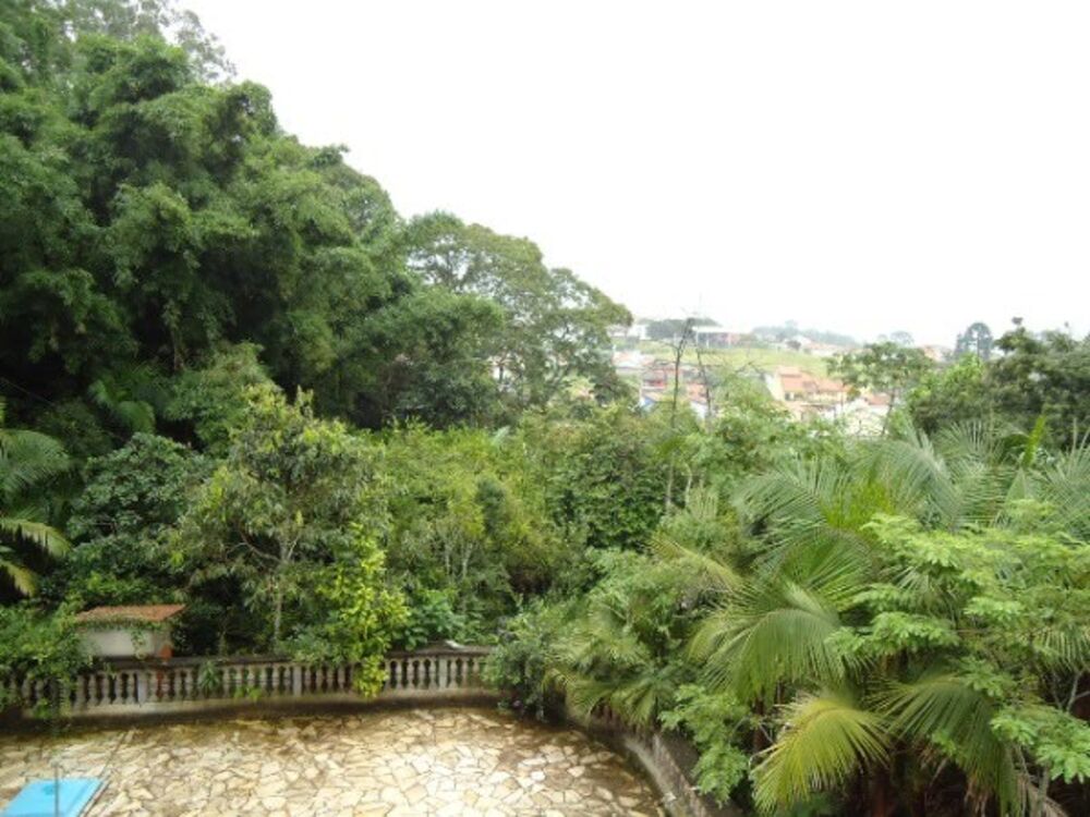 Casa à venda com 8 quartos, 800m² - Foto 2