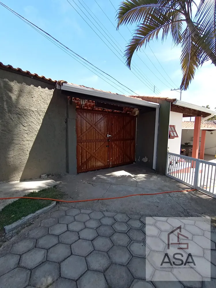 Chácara, 3 quartos, 2240 m² - Foto 2