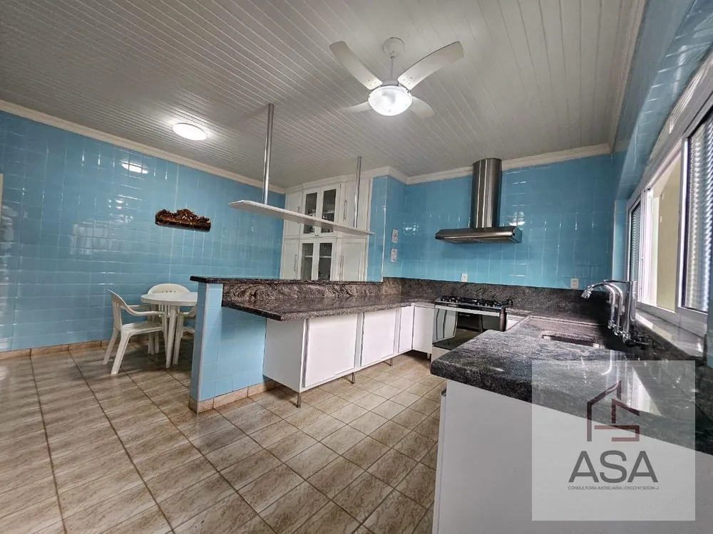 Casa, 3 quartos, 261 m² - Foto 15