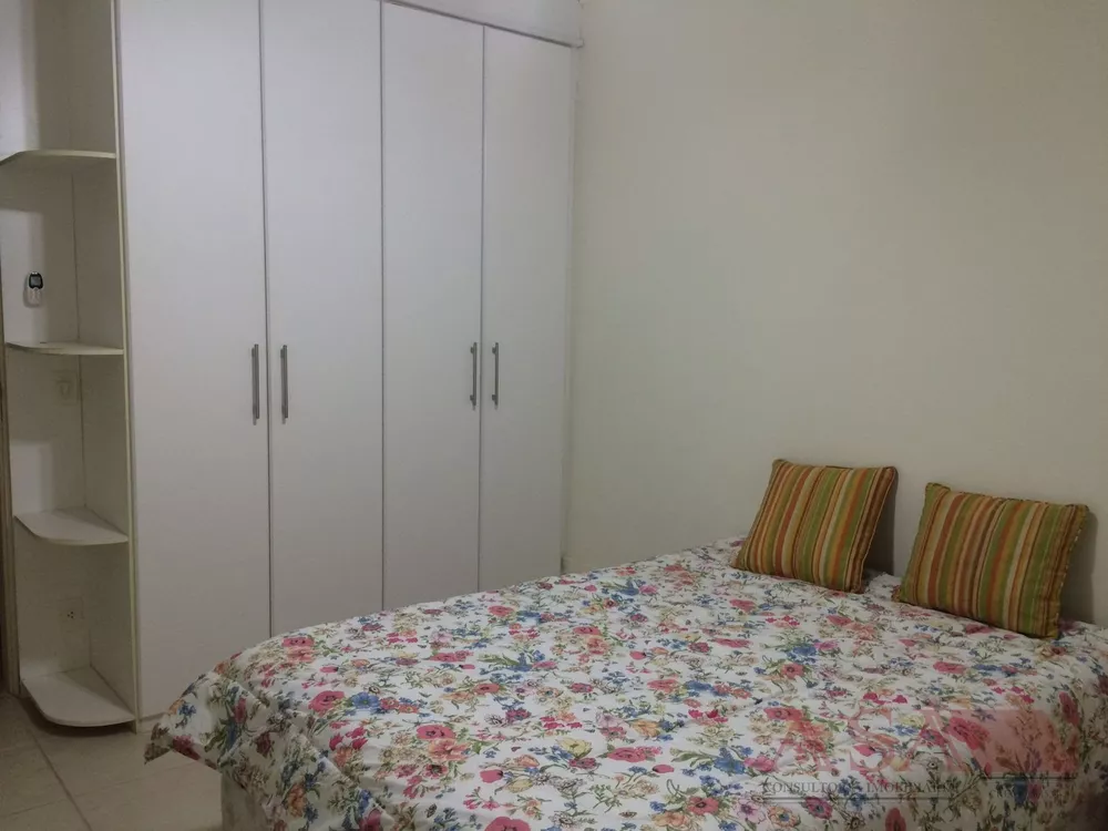 Casa, 5 quartos, 391 m² - Foto 1