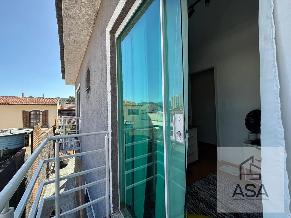 Casa, 3 quartos, 159 m² - Foto 2