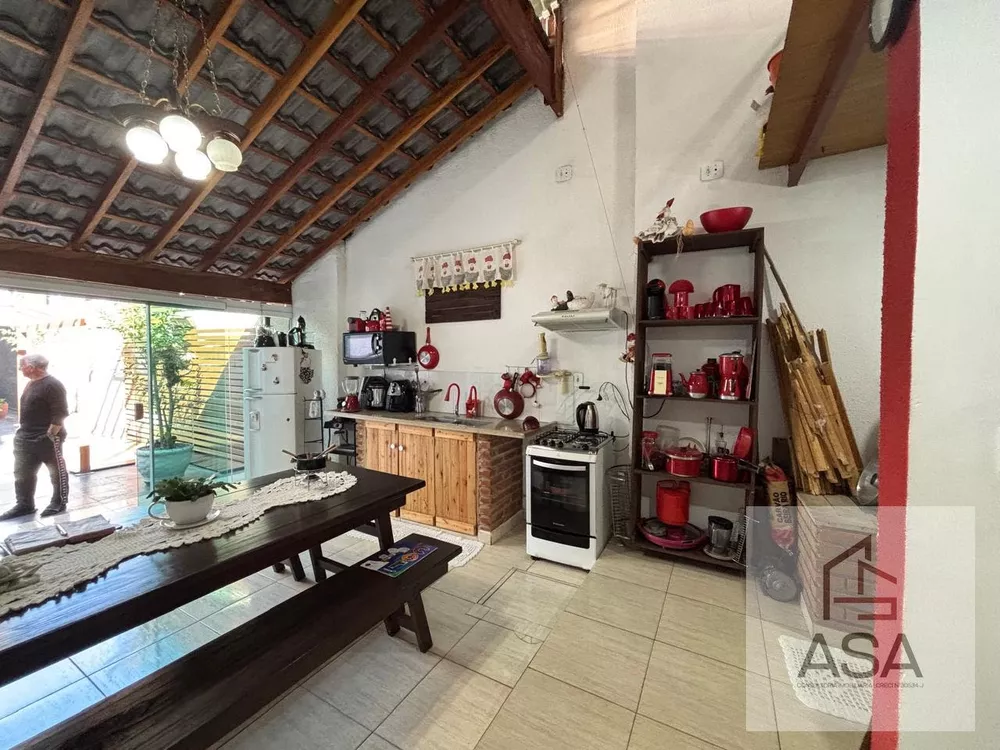 Casa, 3 quartos, 159 m² - Foto 3